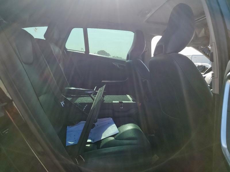 2015 VOLVO V60 PREMIE YV140MEKXF1220102