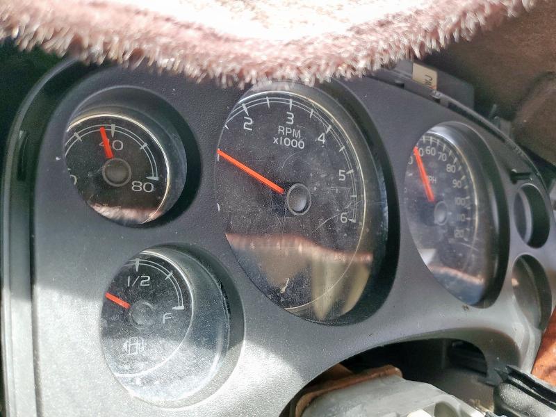 2010 CHEVROLET TAHOE C150 - 1GNUCCE05AR144165