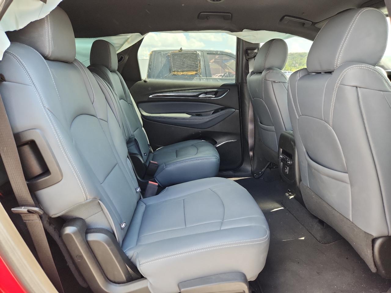 BUICK ENCLAVE ESSENCE