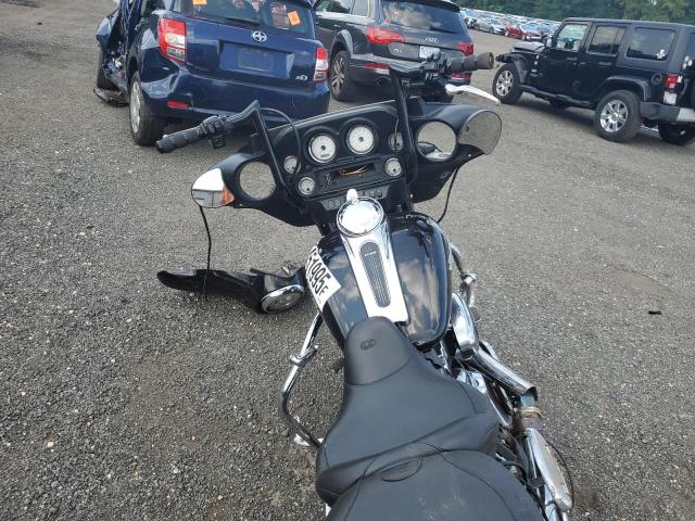 2010 HARLEY-DAVIDSON FLHX 1HD1KB419AB640418