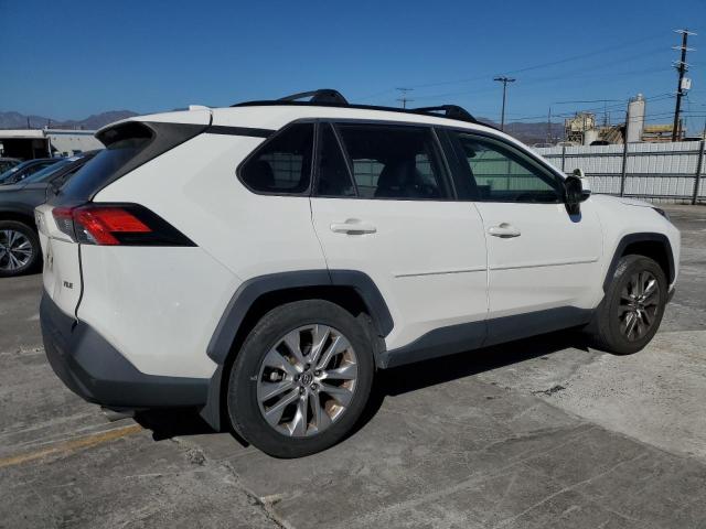 2019 TOYOTA RAV4 XLE P JTMC1RFV1KD032226