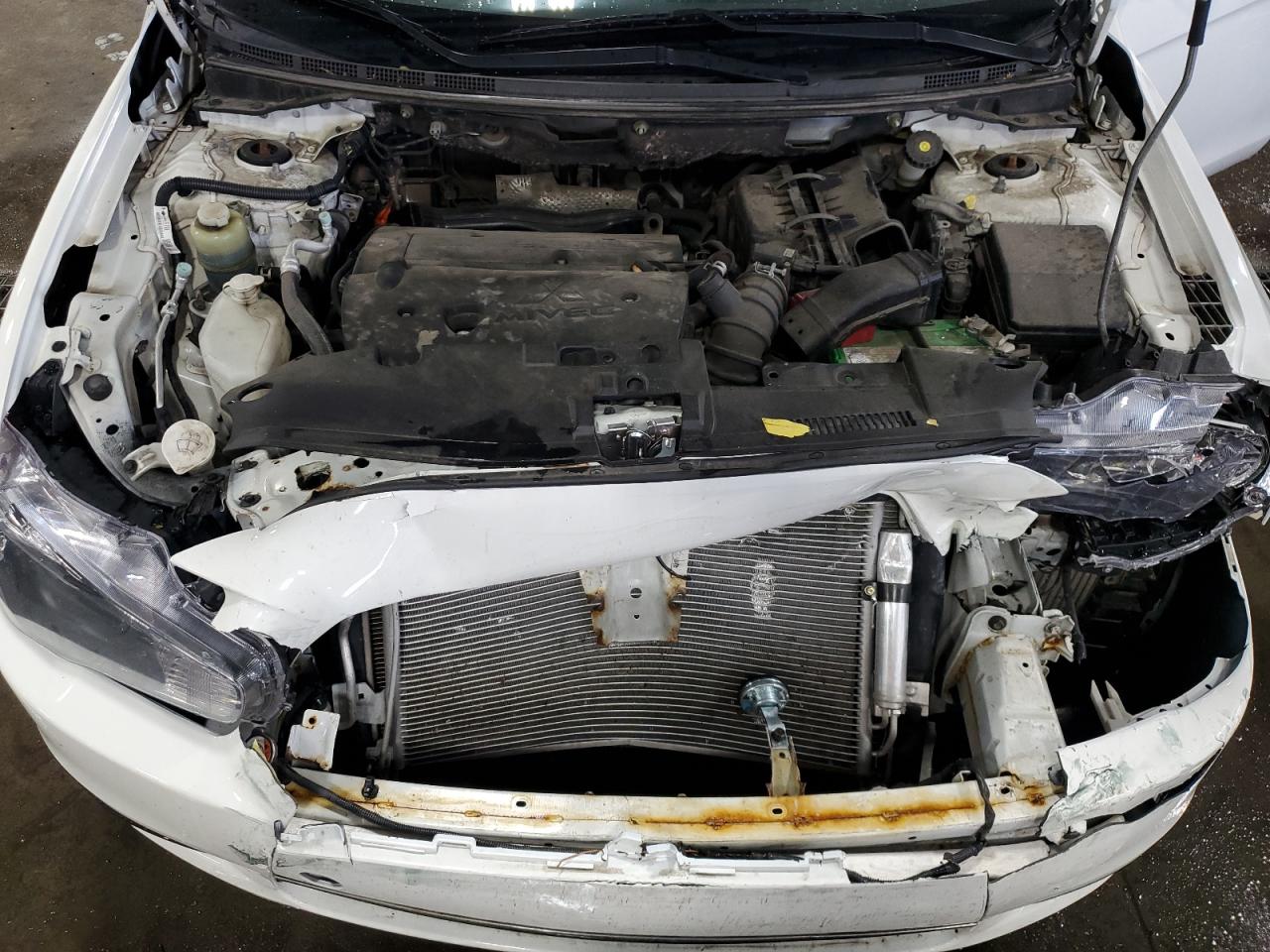 MITSUBISHI LANCER SE