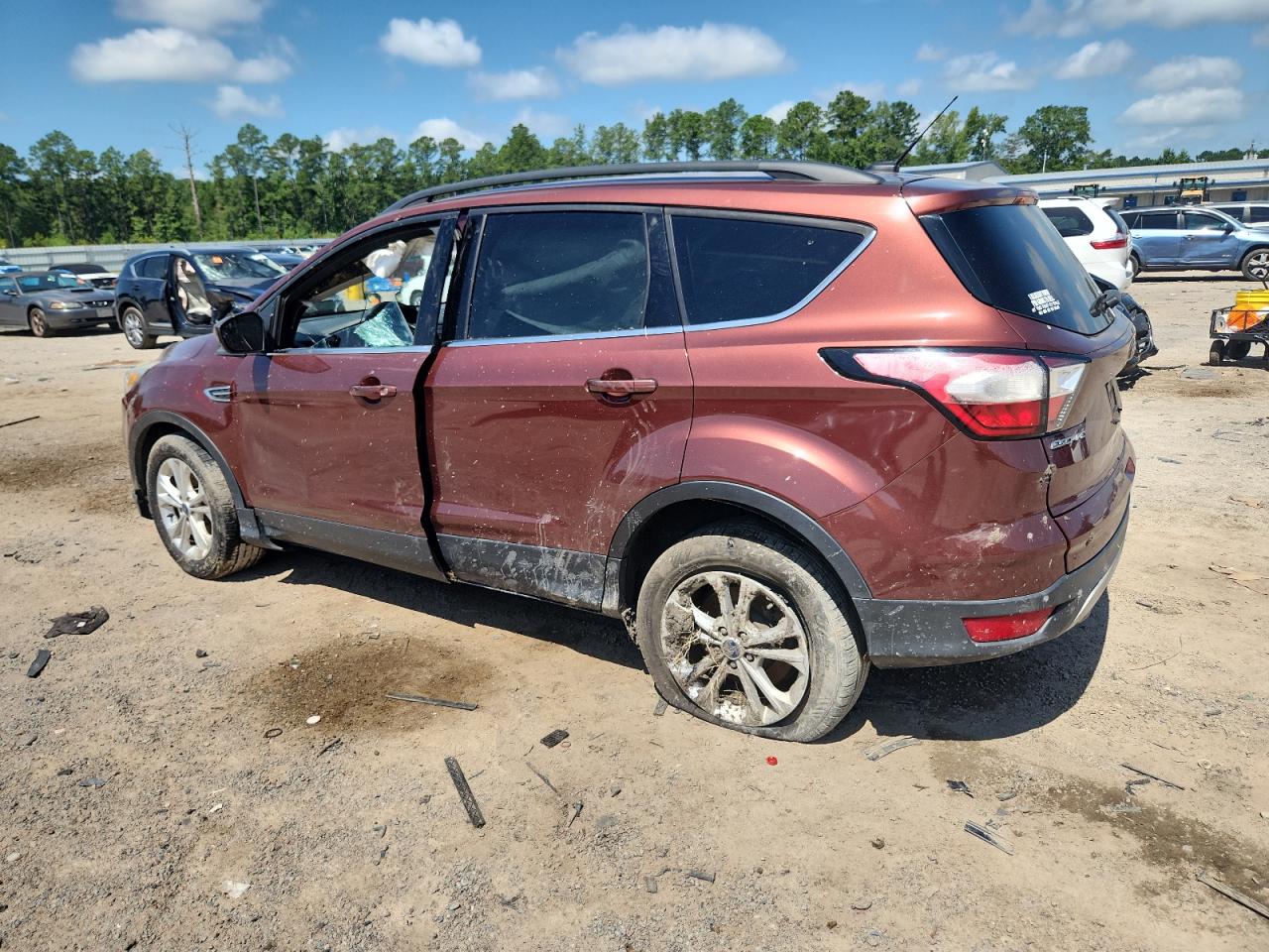 FORD ESCAPE SE