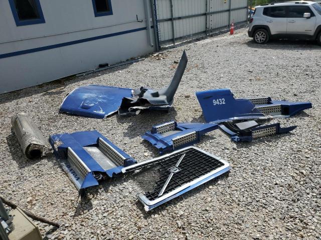 2017 VOLVO VN VNL #3284825520