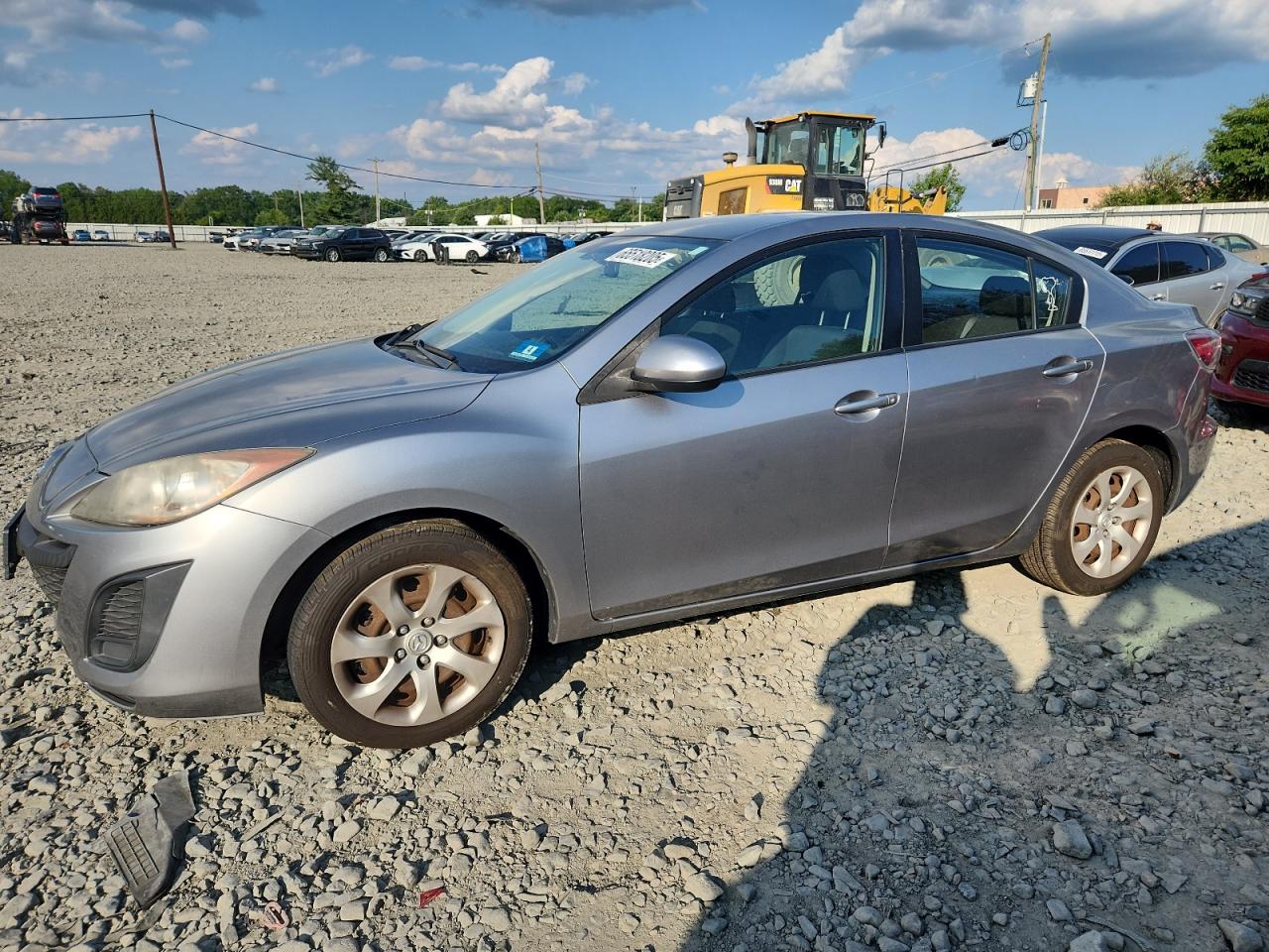 MAZDA 3 I