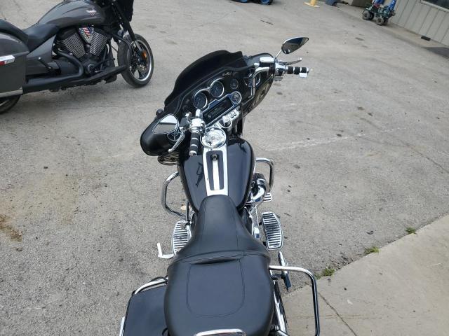 2011 HARLEY-DAVIDSON FLHTK 1HD1KEM17BB651128