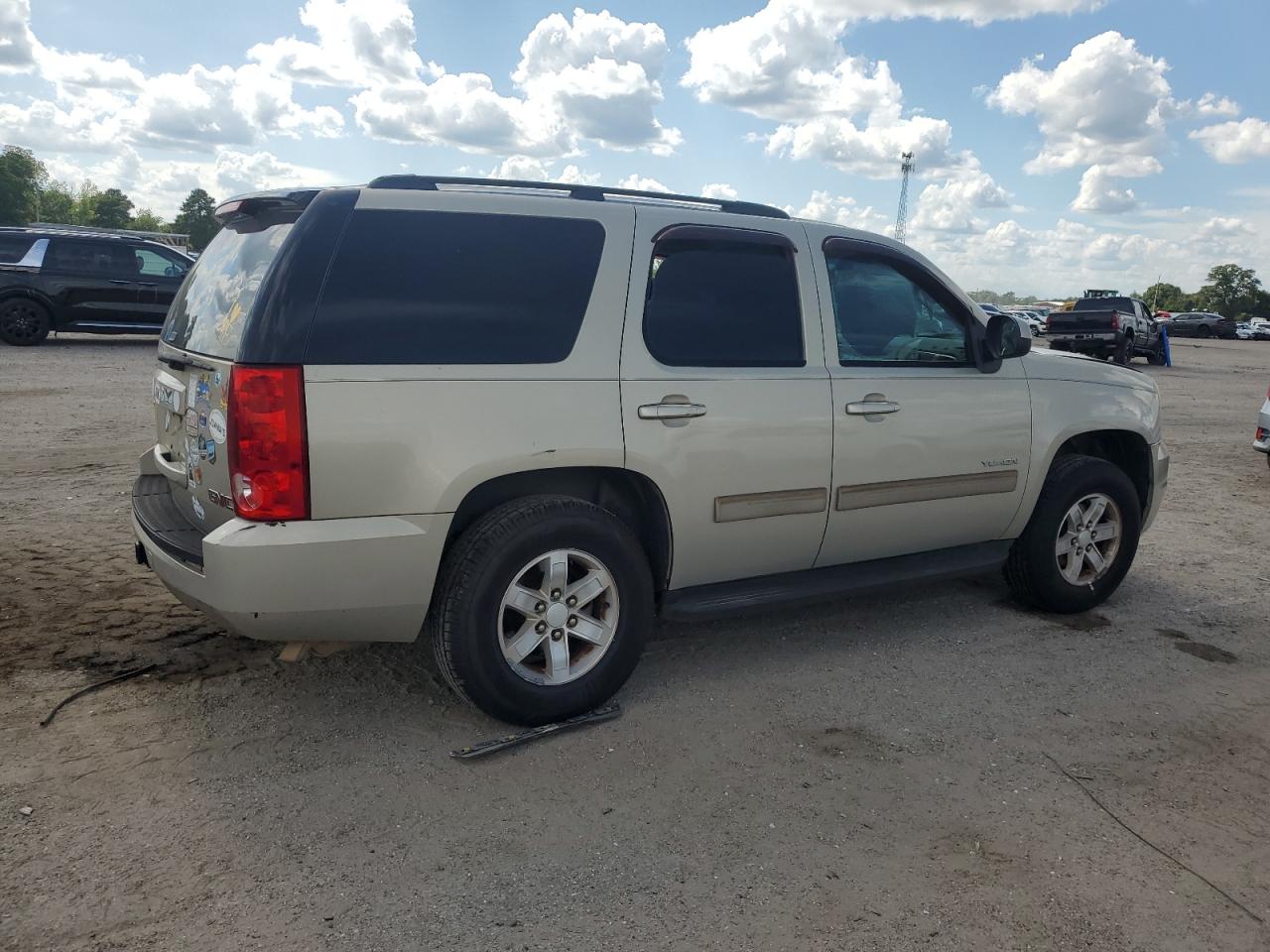 Lot #3315686714 2011 GMC YUKON SLE
