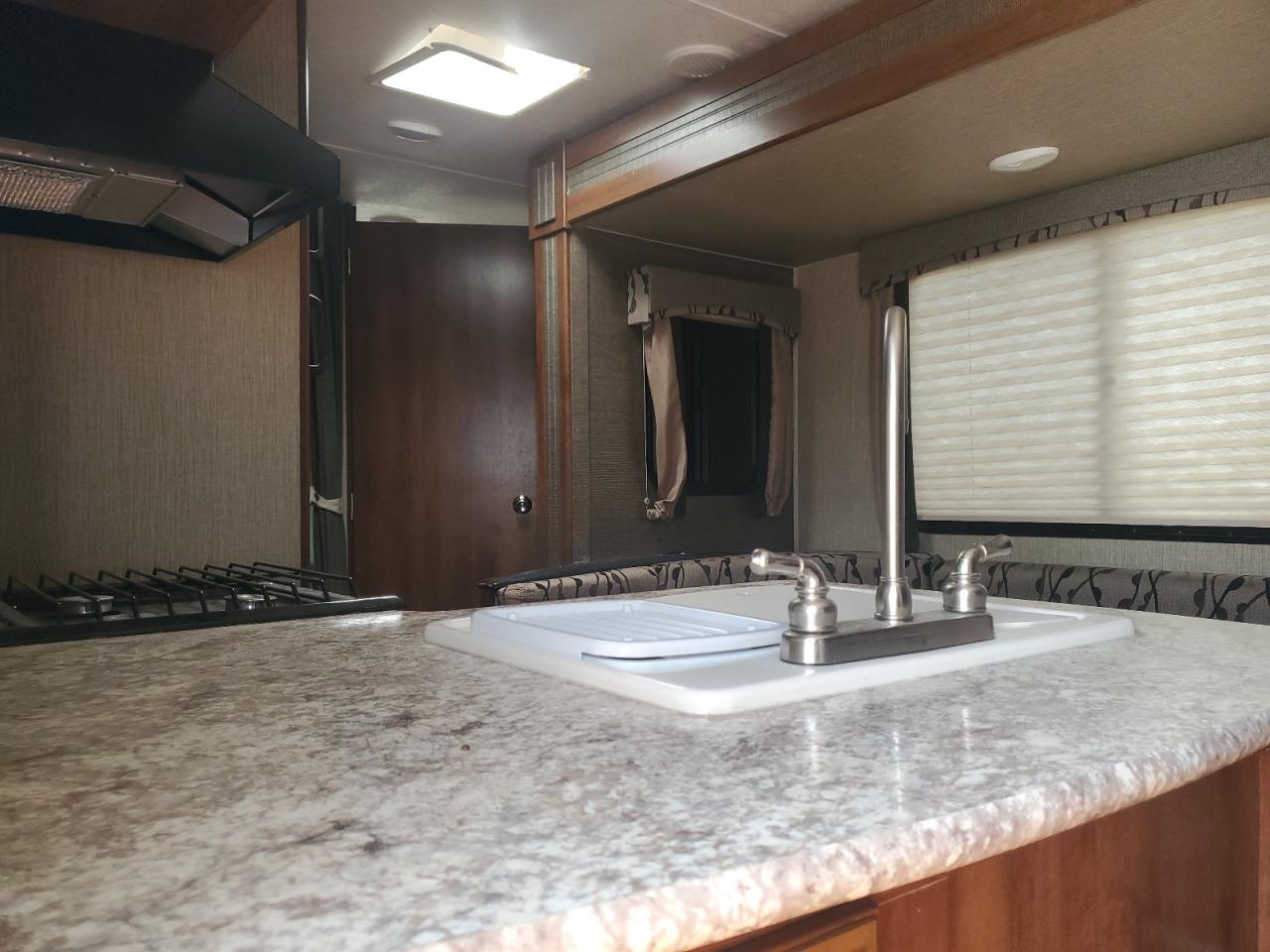 Lot #3214351235 2016 KEYSTONE PASSPORT