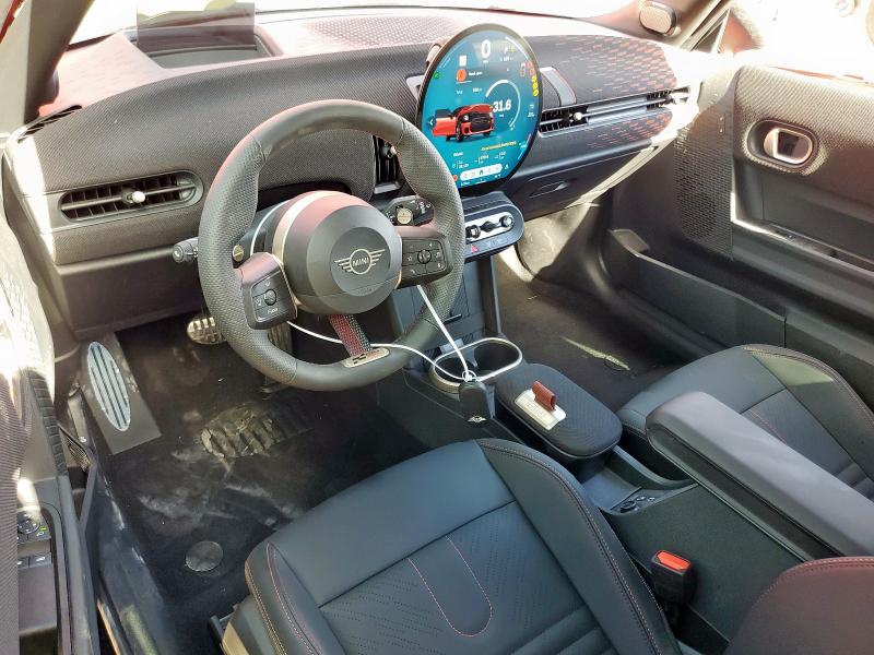 2025 MINI COOPER JOH WMW33GD06S2X08717