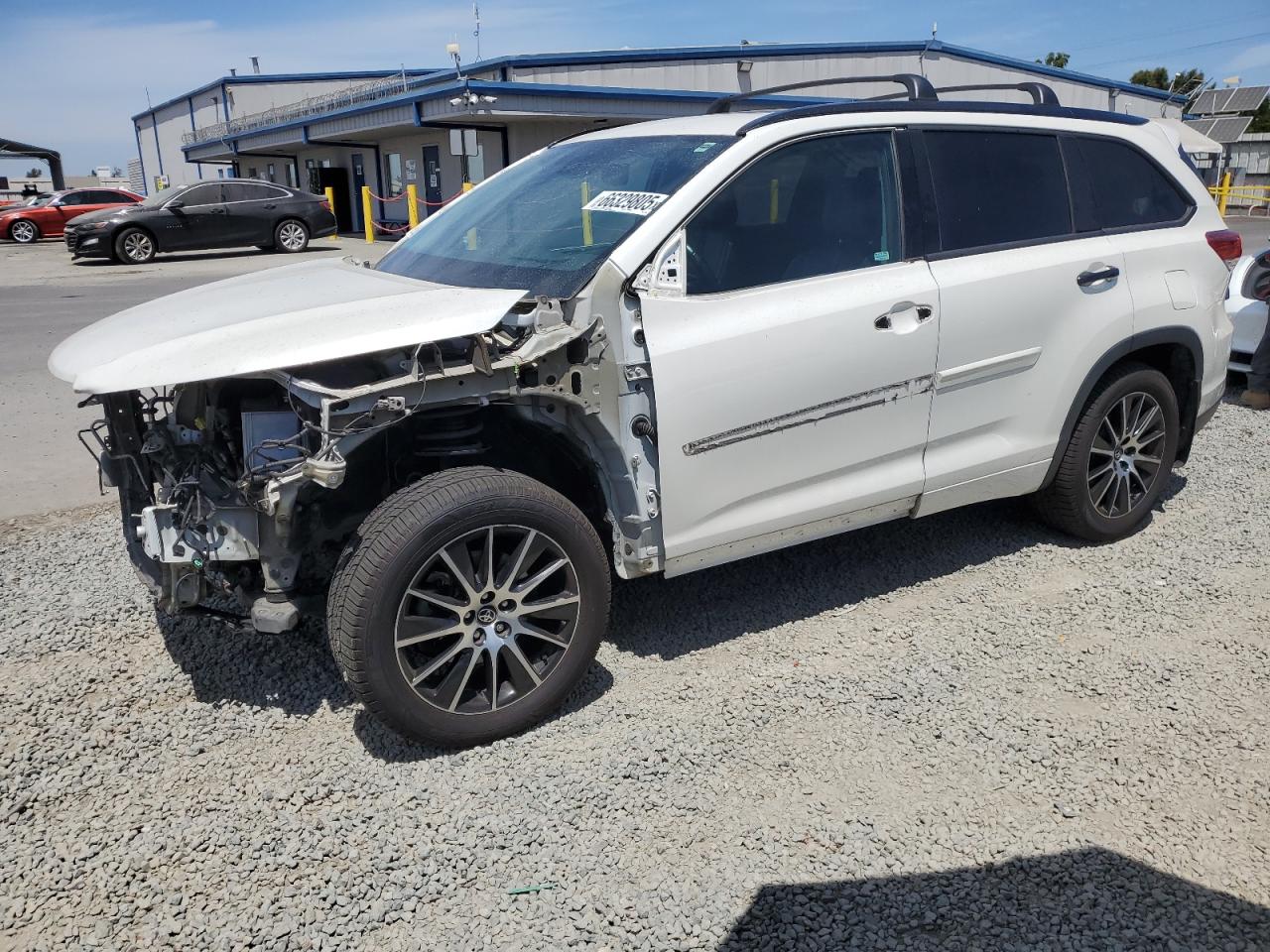 TOYOTA HIGHLANDER SE