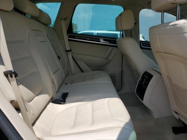 2015 VOLKSWAGEN TOUAREG V6 WVGEP9BP5FD005207