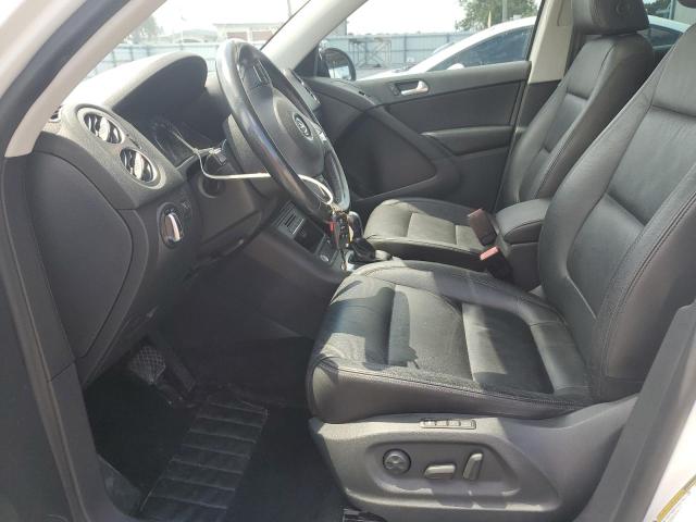 2017 VOLKSWAGEN TIGUAN SPO WVGTV7AX8HK021175