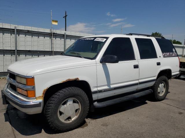 CHEVROLET TAHOE K150 1999 white  gas 1GNEK13R0XJ395017 photo #1