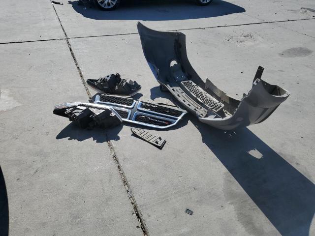 2019 DODGE JOURNEY SE 3C4PDCAB8KT751406