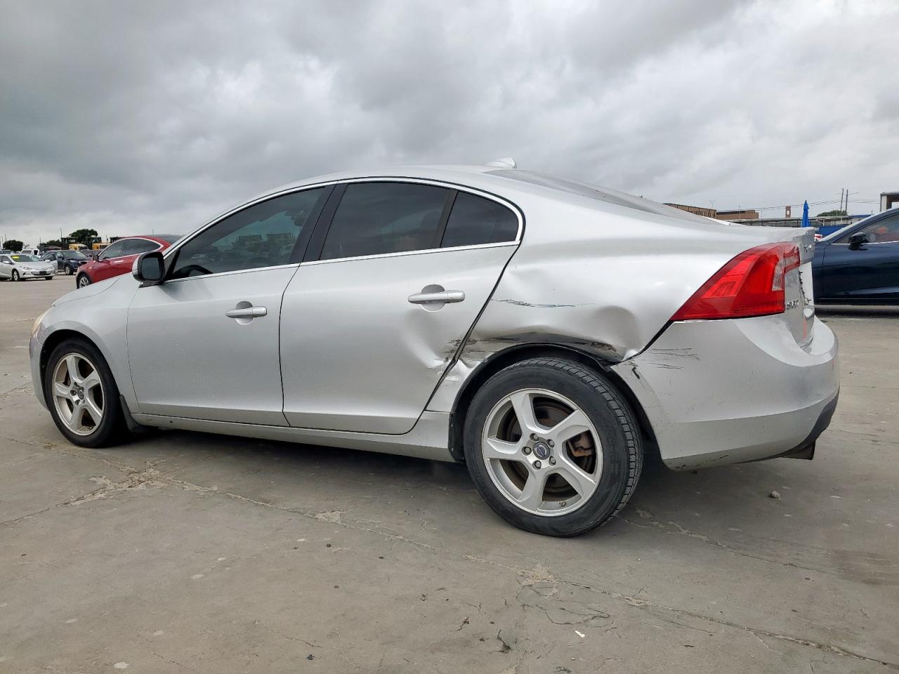 VOLVO S60 T5