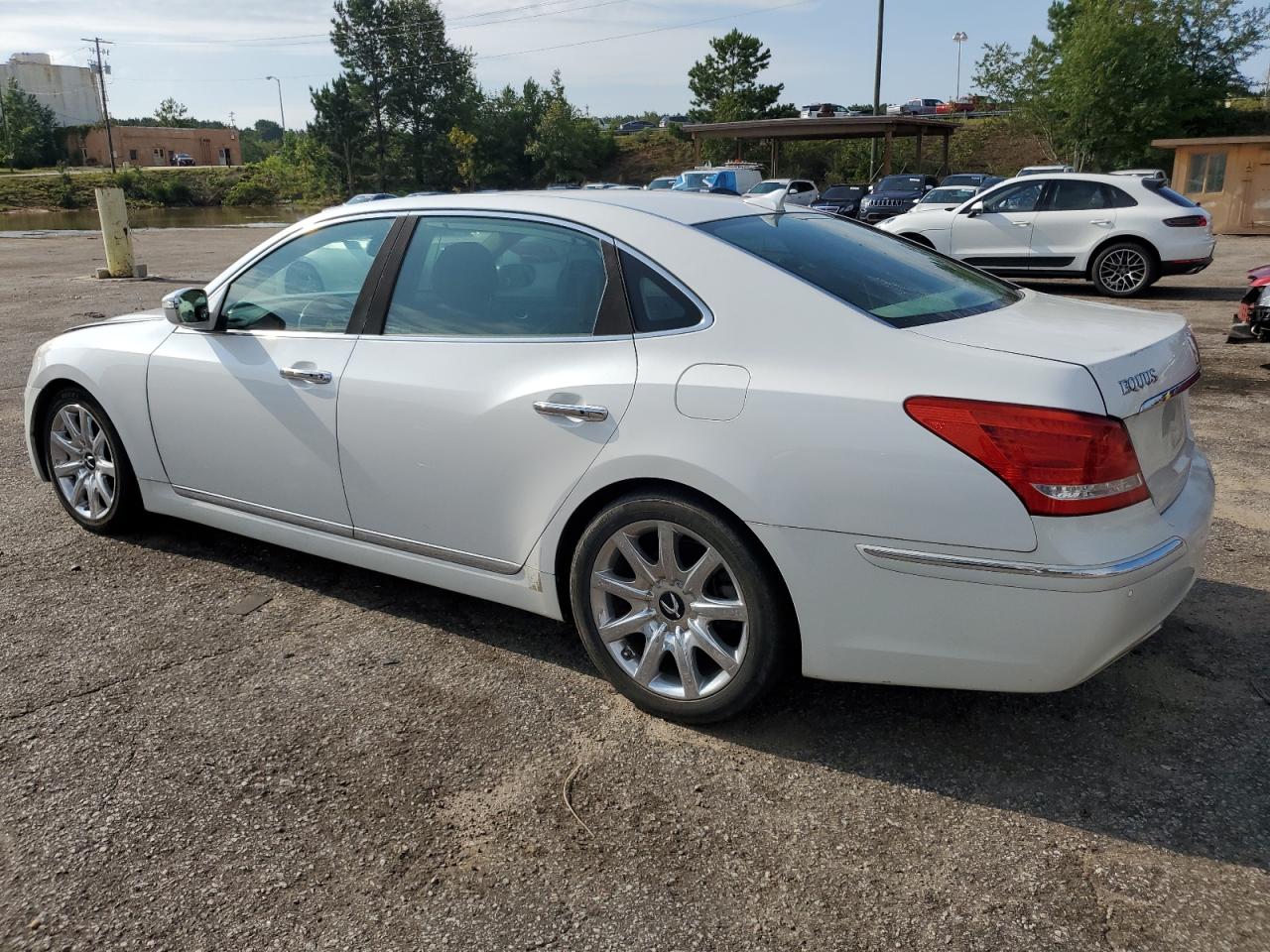 HYUNDAI EQUUS SIGNATURE