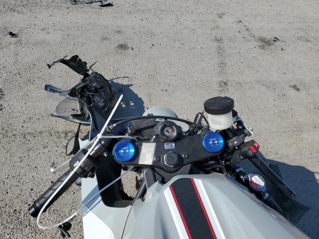 2025 HONDA CBR600 RR JH2PC40H8SK200190