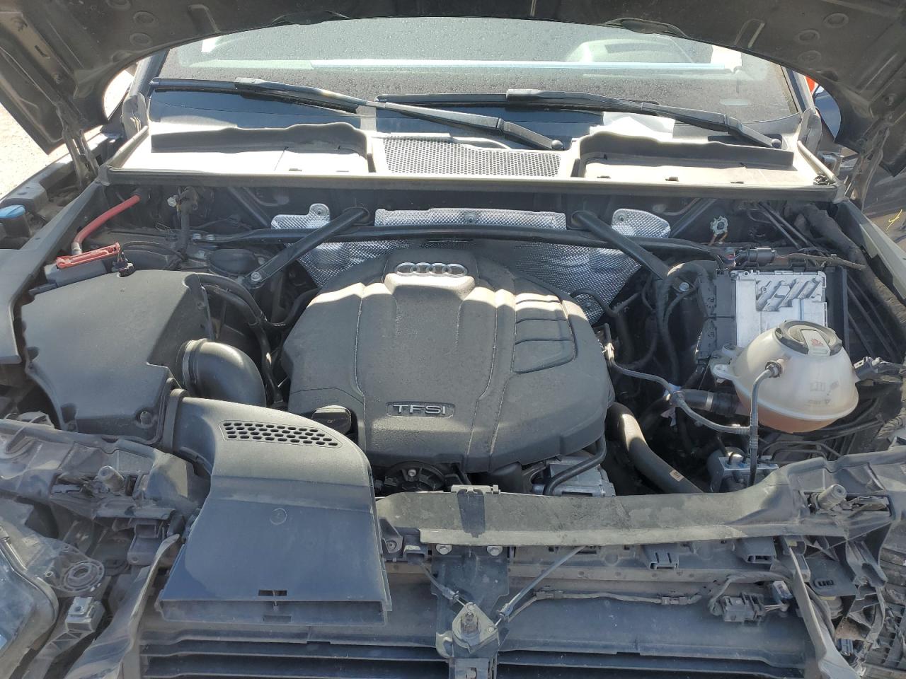 AUDI Q5 PREMIUM PLUS