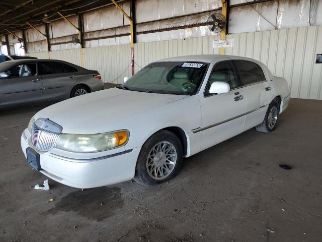 linc town car signature 2002 1LNHM82W02Y661308 photo #1