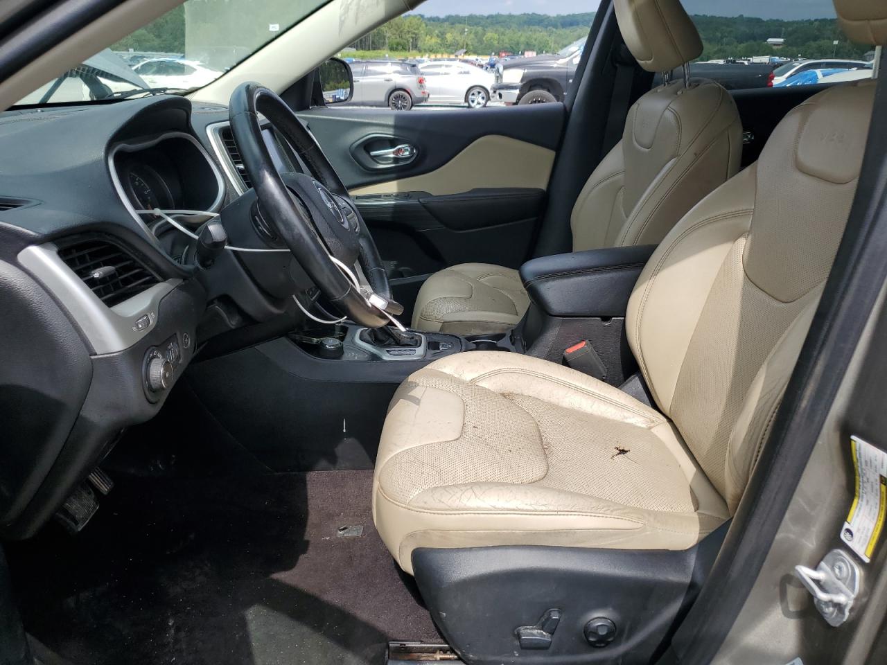 Lot #3301713409 2017 JEP CHEROKEE LIMITED