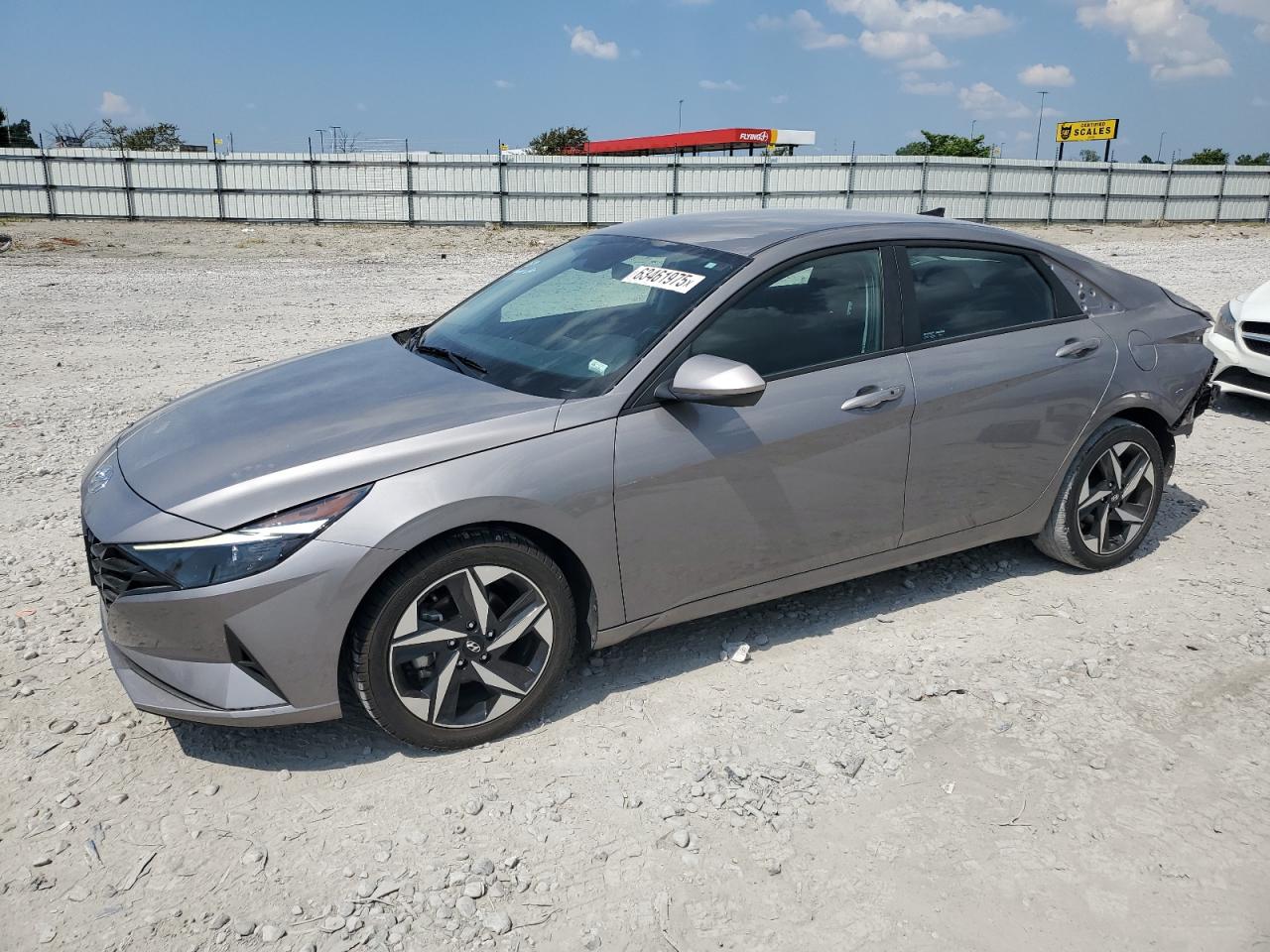 HYUNDAI ELANTRA SEL