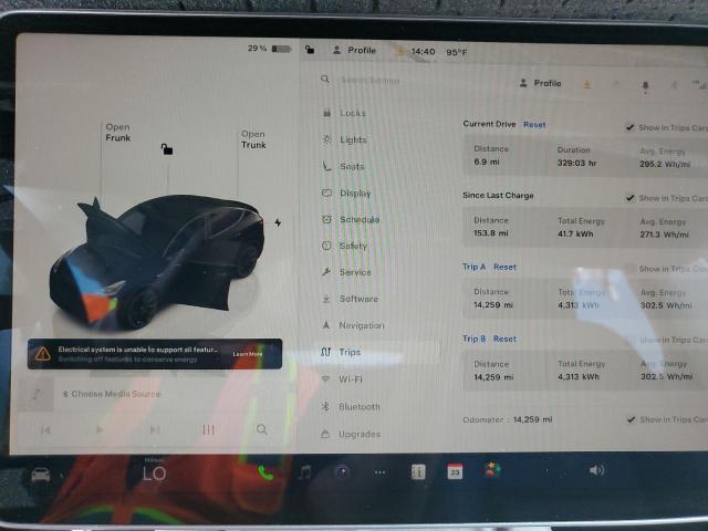 2024 TESLA MODEL Y 7SAYGAEE7RF079127