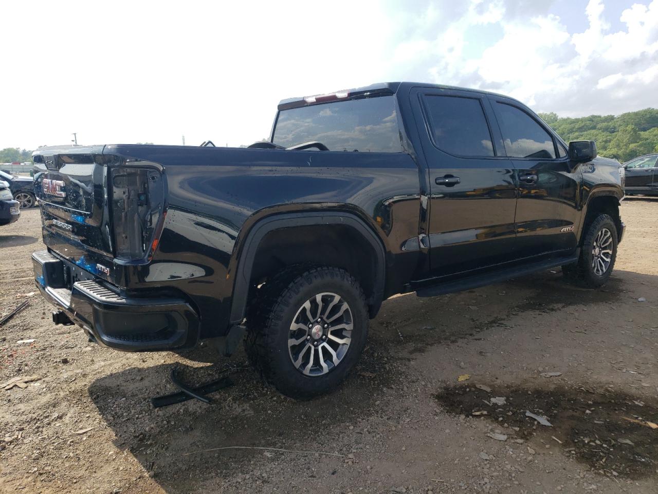GMC SIERRA K1500 AT4