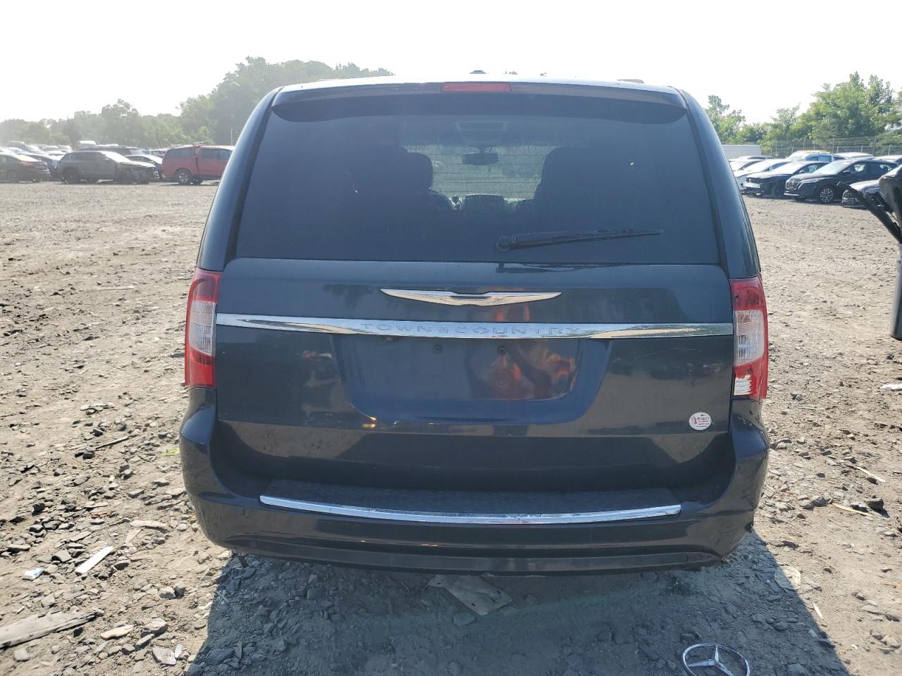 CHRYSLER TOWN & COUNTRY TOURING L