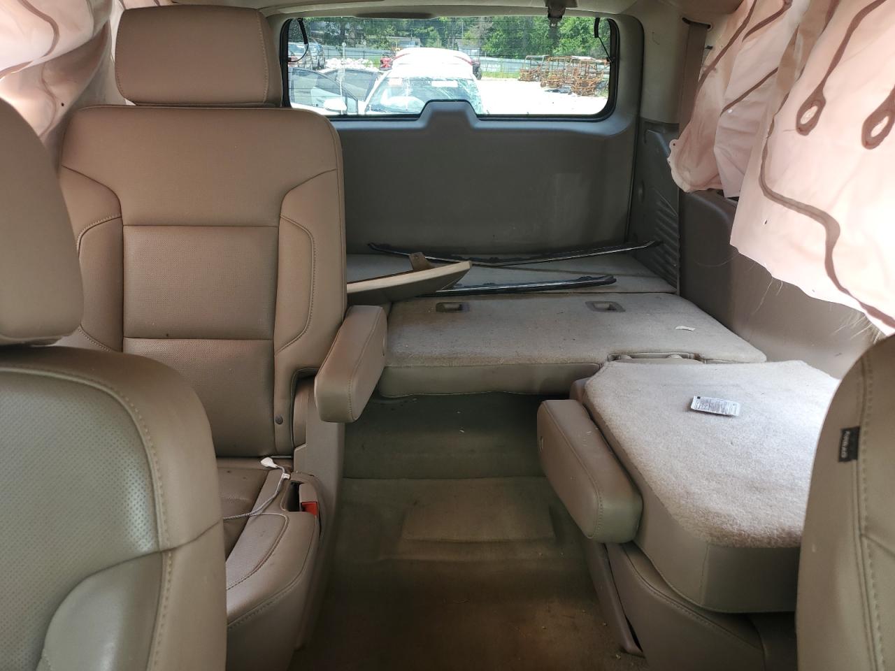 CHEVROLET TAHOE C1500 LTZ