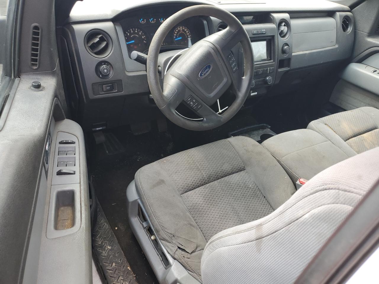 FORD F-150 SUPER CAB