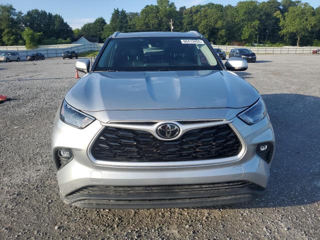 2022 TOYOTA HIGHLANDER XLE 5TDGZRAH2NS544663