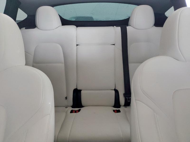 2025 TESLA MODEL Y 7SAYGDEF2SA341696