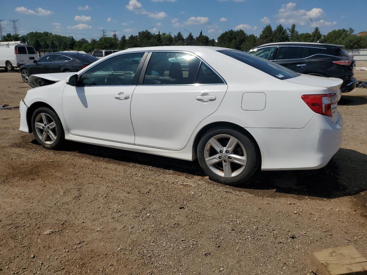 TOYOTA CAMRY L