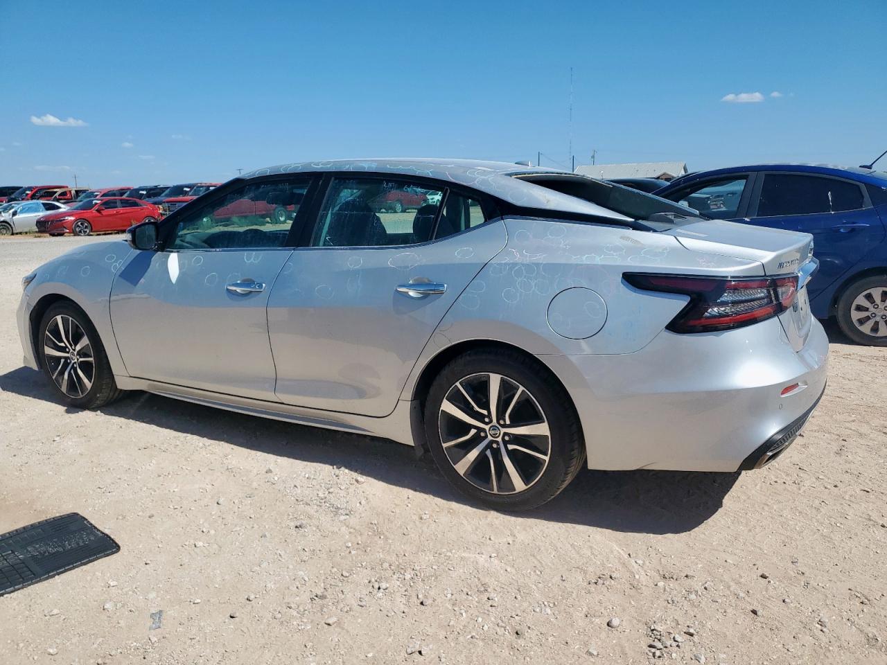 NISSAN MAXIMA SV