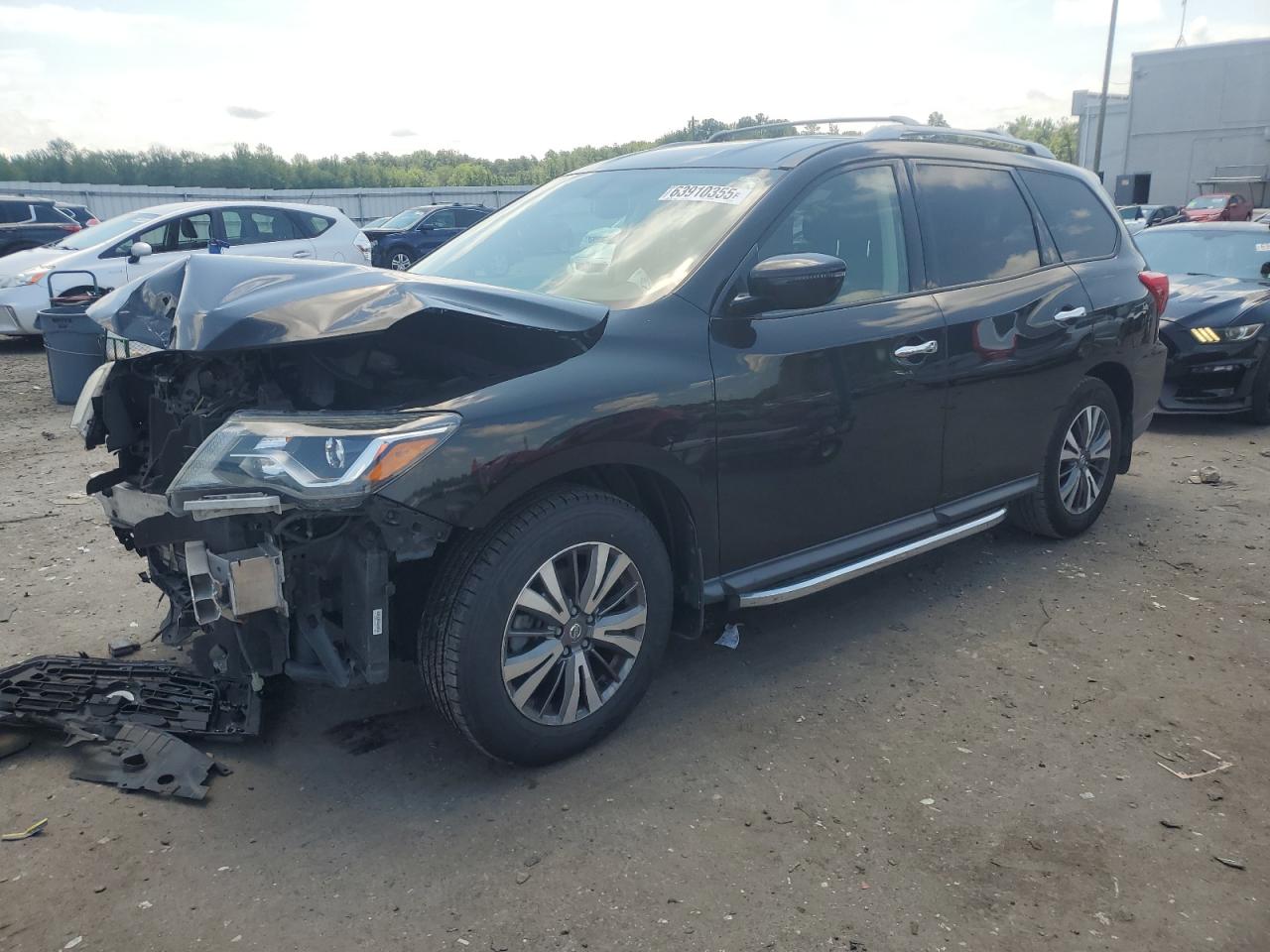 NISSAN PATHFINDER SV