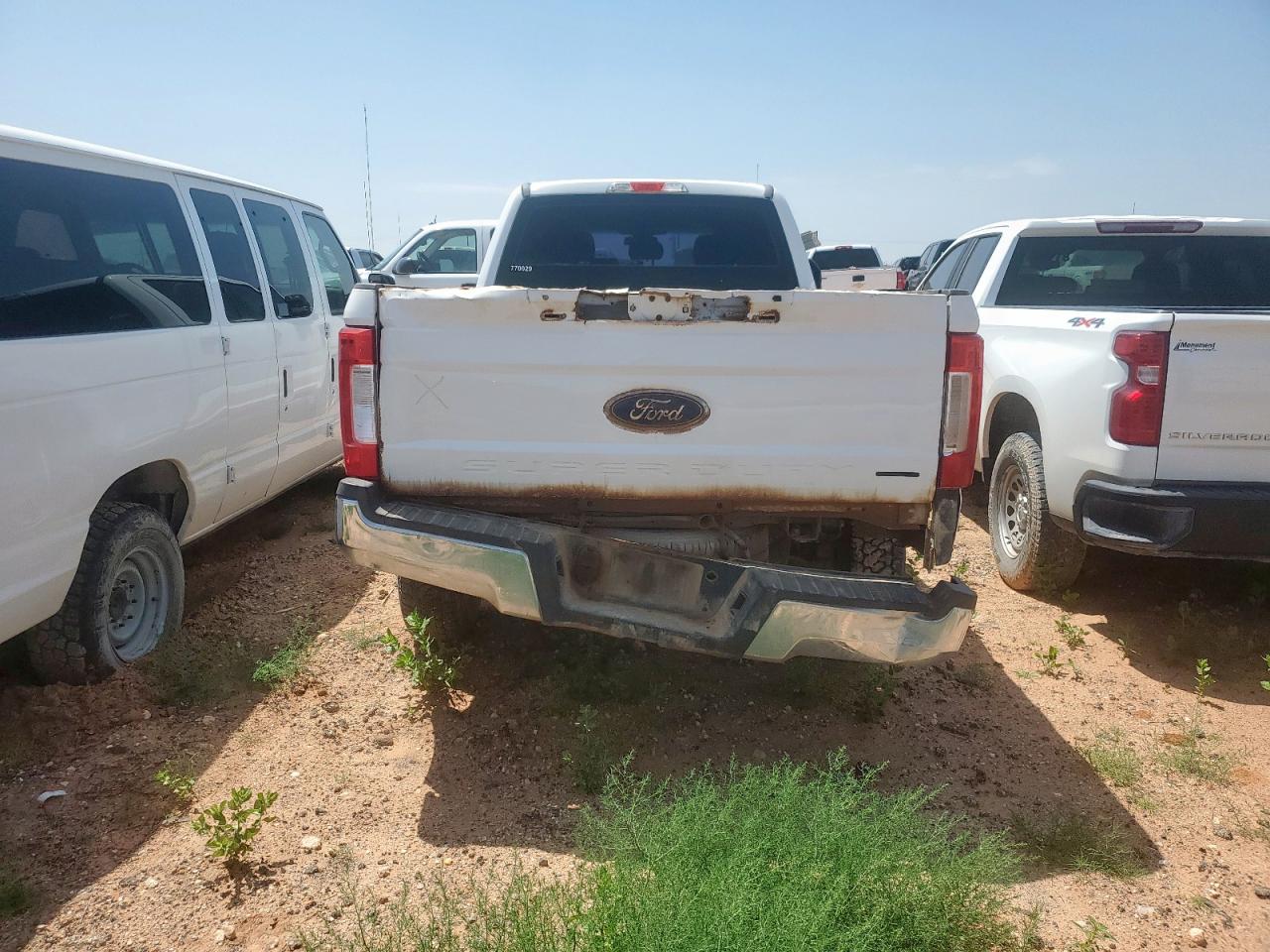 FORD F-250 SUPER DUTY