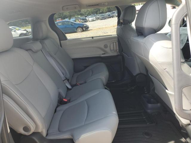 2024 TOYOTA SIENNA XLE 5TDJRKEC4RS185981