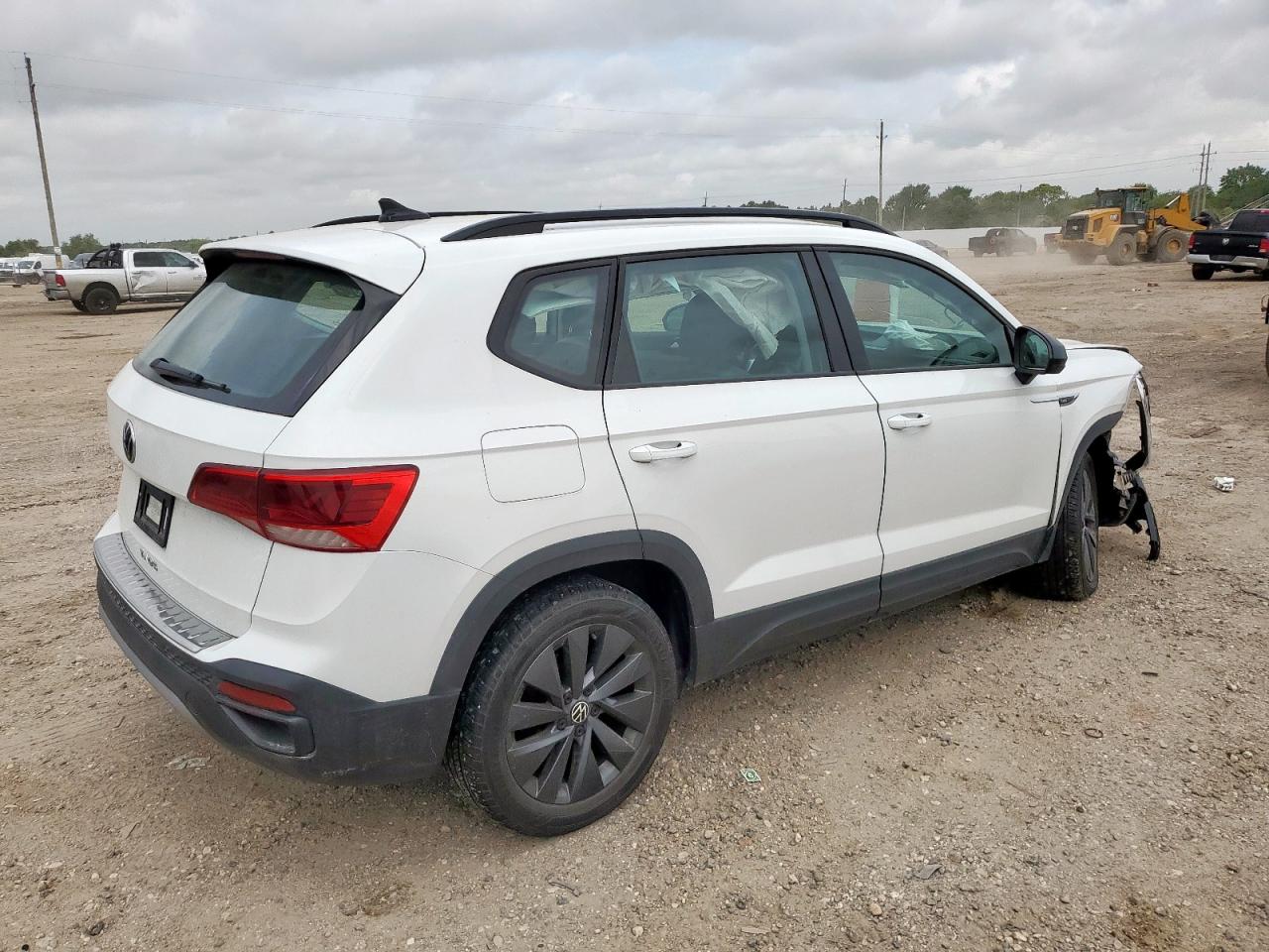 VOLKSWAGEN TAOS S