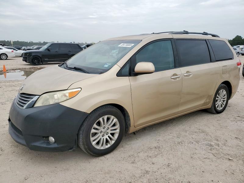 2011 TOYOTA SIENNA XLE - 5TDYK3DC6BS106231