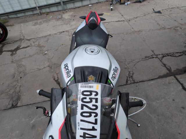 2019 APRILIA RSV4 RR ZD4KEU004KS001861