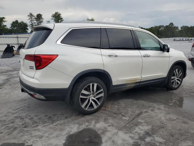 2018 HONDA PILOT TOUR 5FNYF6H93JB041040