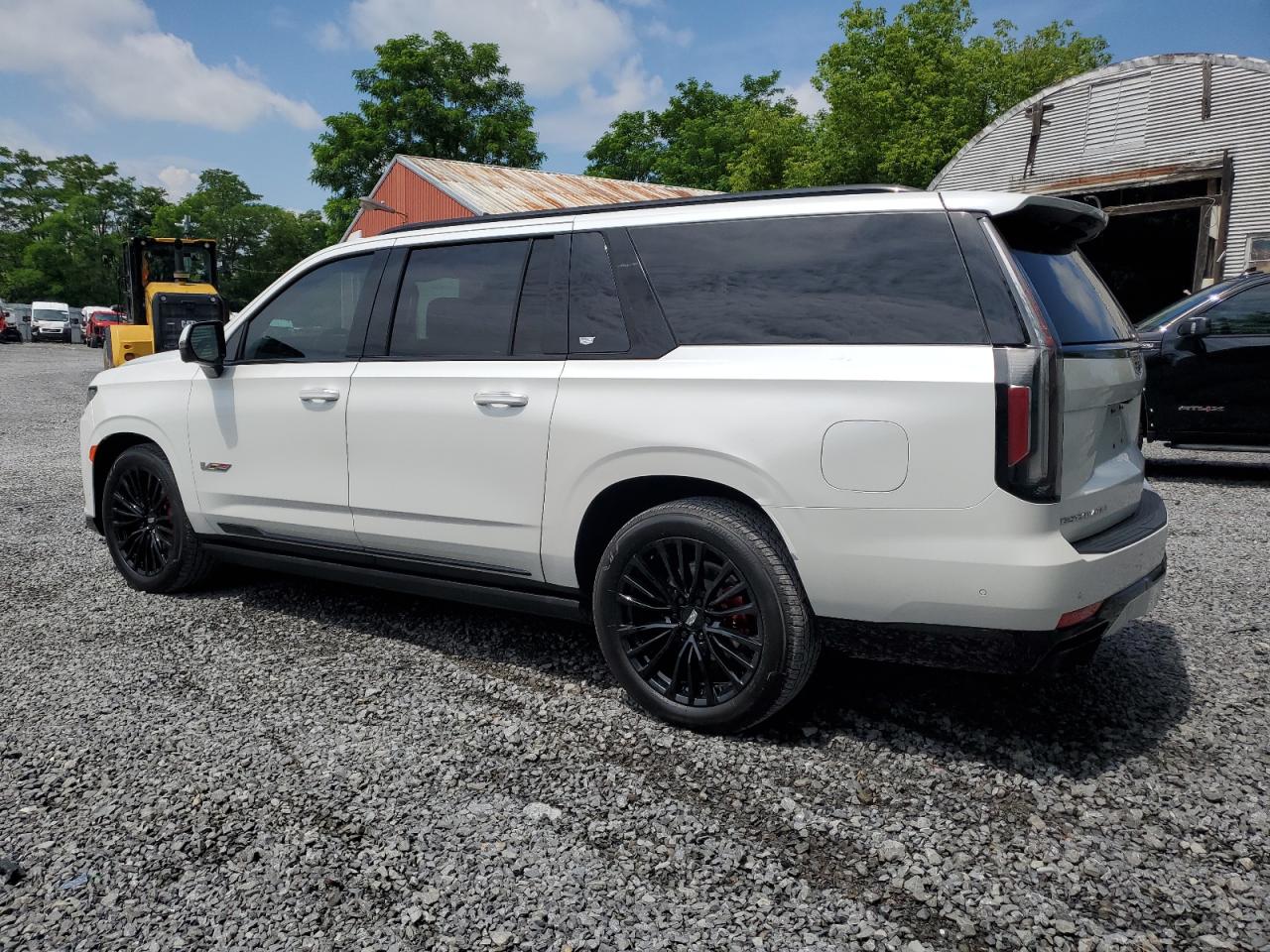 CADILLAC ESCALADE ESV SPORT