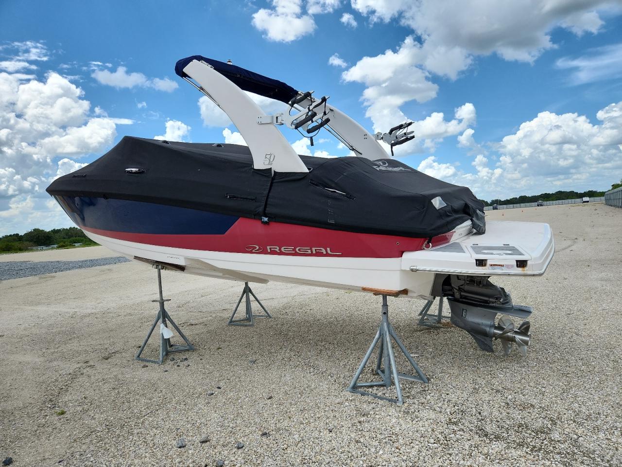 Lot #3225478000 2020 REGAL BOAT