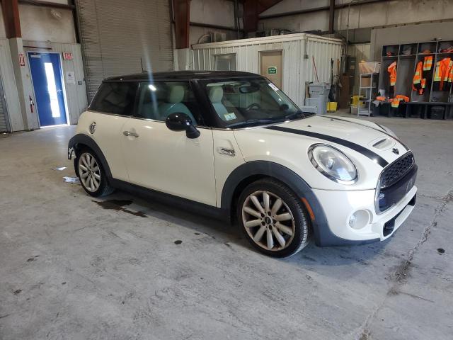 2015 MINI COOPER S WMWXP7C52F2A58702