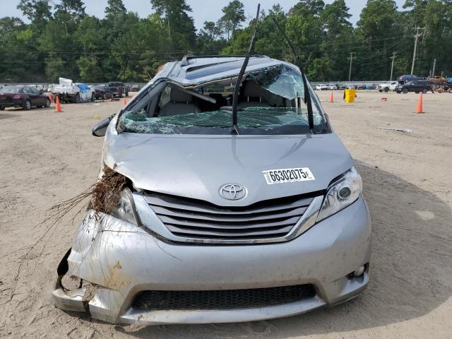 2016 TOYOTA SIENNA XLE 5TDYK3DC9GS749096