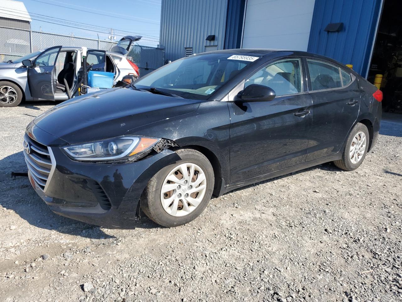 HYUNDAI ELANTRA SE