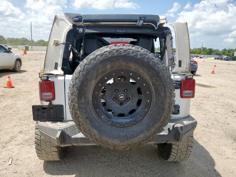 2016 JEEP WRANGLER U 1C4HJWFG3GL126417