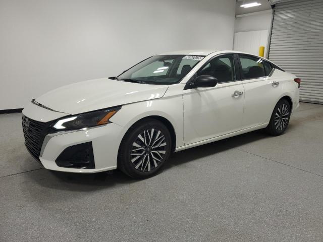 NISSAN ALTIMA SV