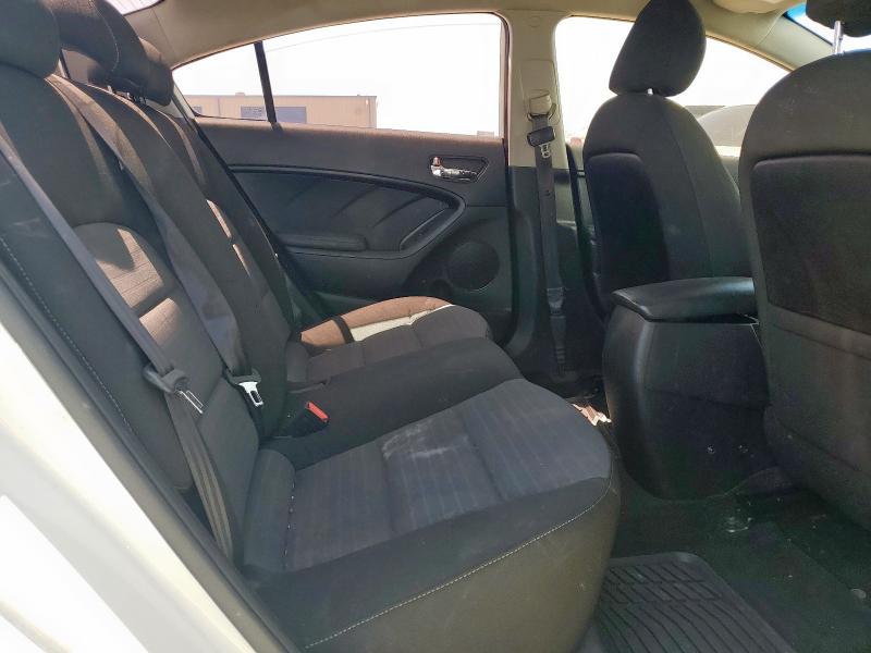 2017 KIA FORTE LX - 3KPFL4A75HE061318