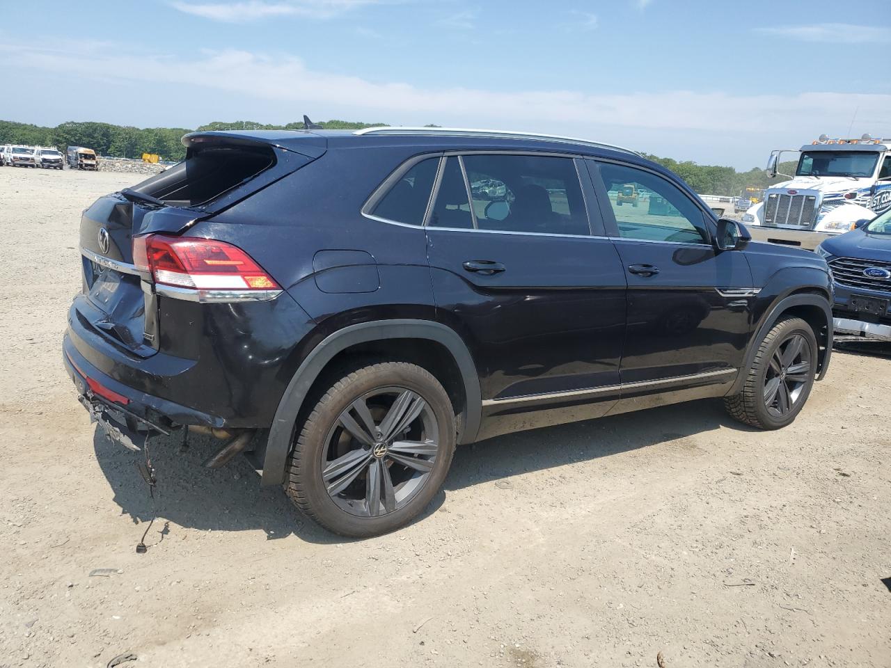 VOLKSWAGEN ATLAS SE